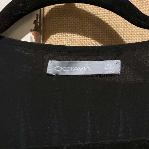 NWOT Octavia XL Bell Sleeve Blouse - Picture 3 of 7